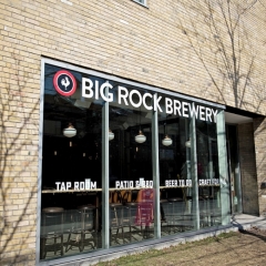 Exterior of Big Rock Brewery brewpub