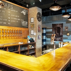 The bar at Lot 30 Brewers