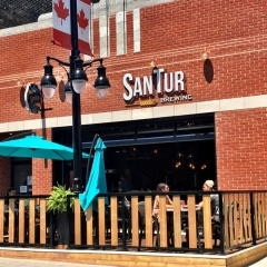 The exterior of SanTur Brewing